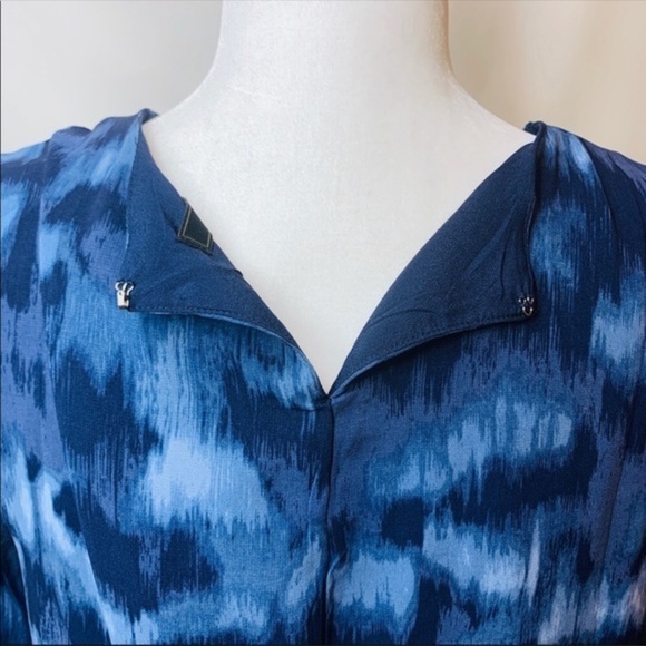 NWT BCBGMAXAZRIA Ikat blue tiered ruffle dress M - Picture 7 of 7